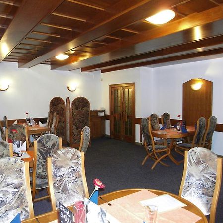 Penzion A Restaurace U Veterana Frenštát pod Radhoštěm Esterno foto